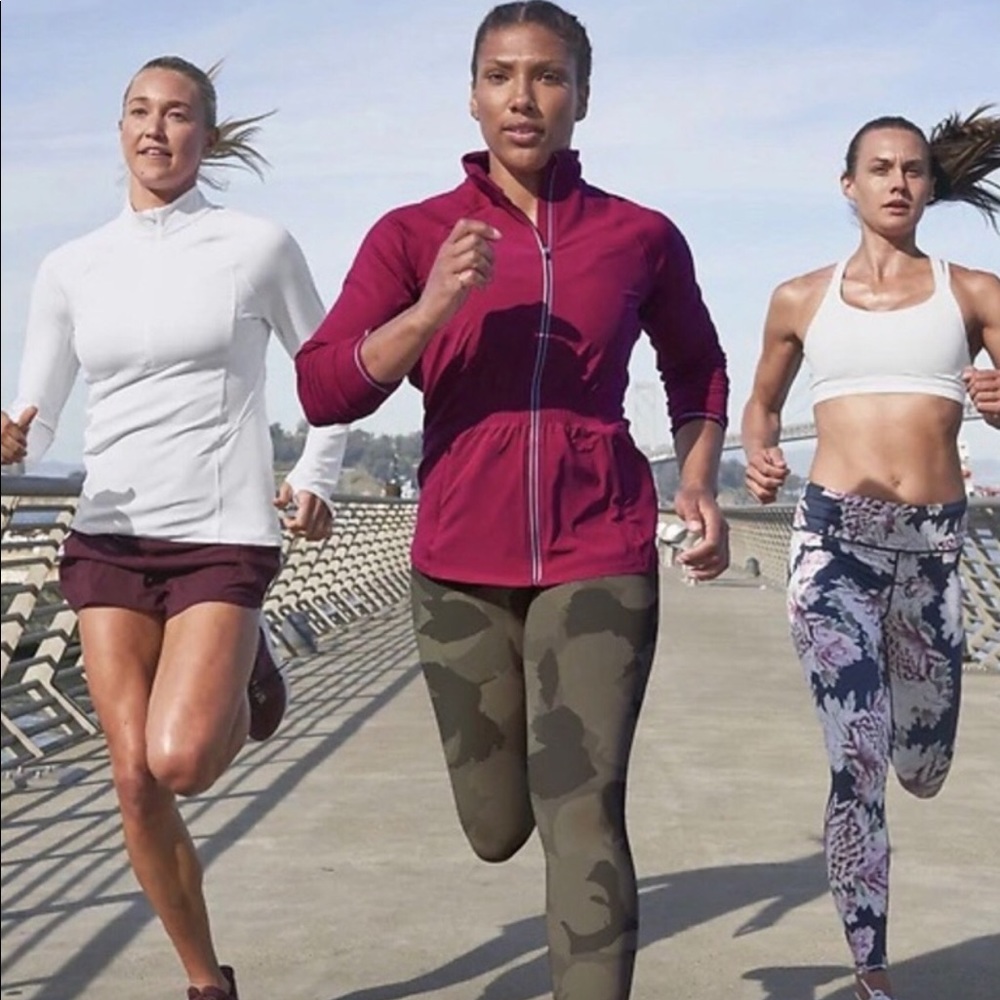 Athleta Run Free Jacket Candy Apple Red Medium
